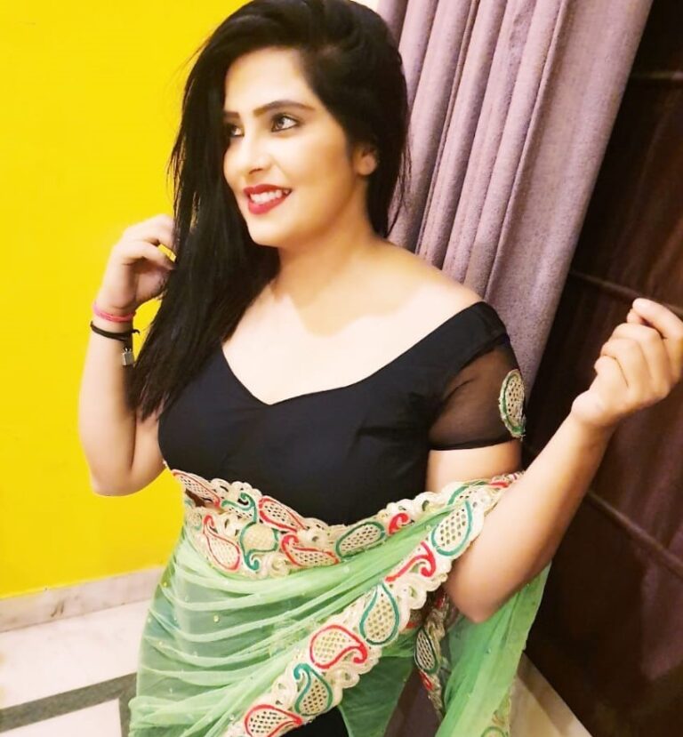 Female Call Girl in Nainital